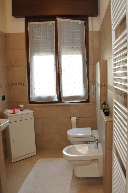 Salvi Appartement Peschiera del Garda Kamer foto