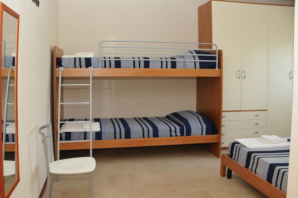 Salvi Appartement Peschiera del Garda Kamer foto