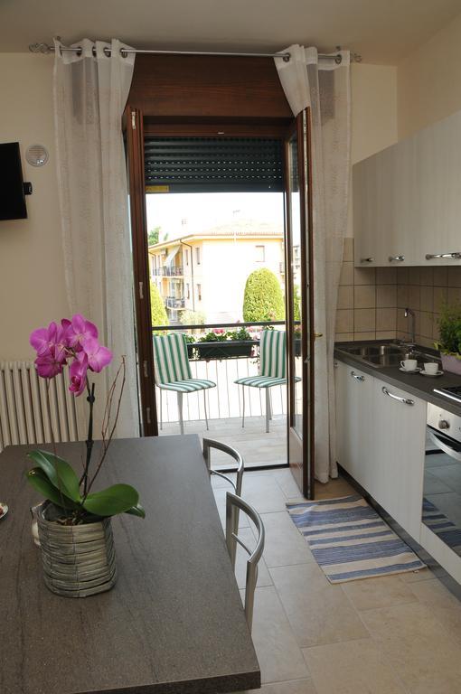 Salvi Appartement Peschiera del Garda Kamer foto